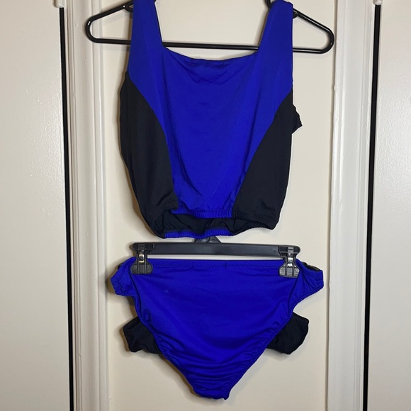 “Tan lines” Snap Buckle Swimsuit - Picture 5 of 5